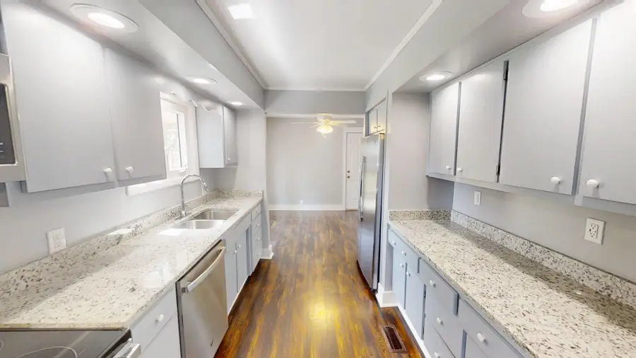 3397 Carriage Lane, Lexington, KY 40517 - Image #2