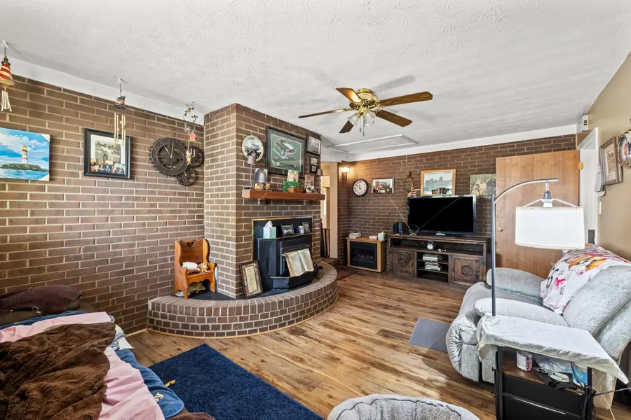 241 Cottonwood Street, Harrodsburg, KY 40330 - Image #3