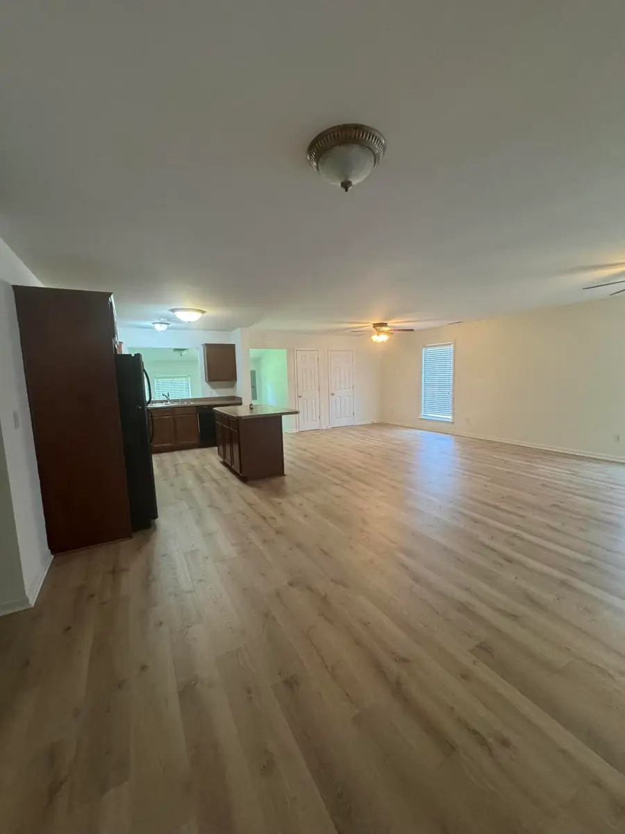 104 Greenview Drive, Lawrenceburg, KY 40342 - Image #3