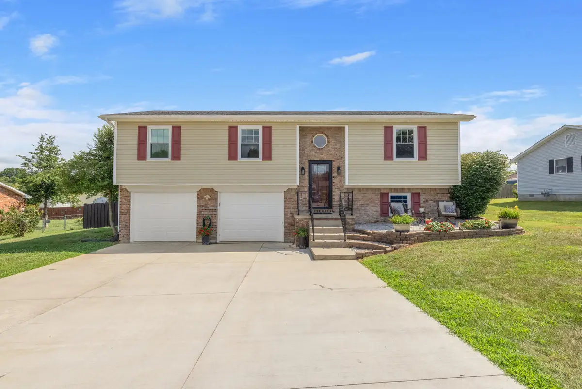 105 Bowen Drive, Lawrenceburg, KY 40342 - Image #1