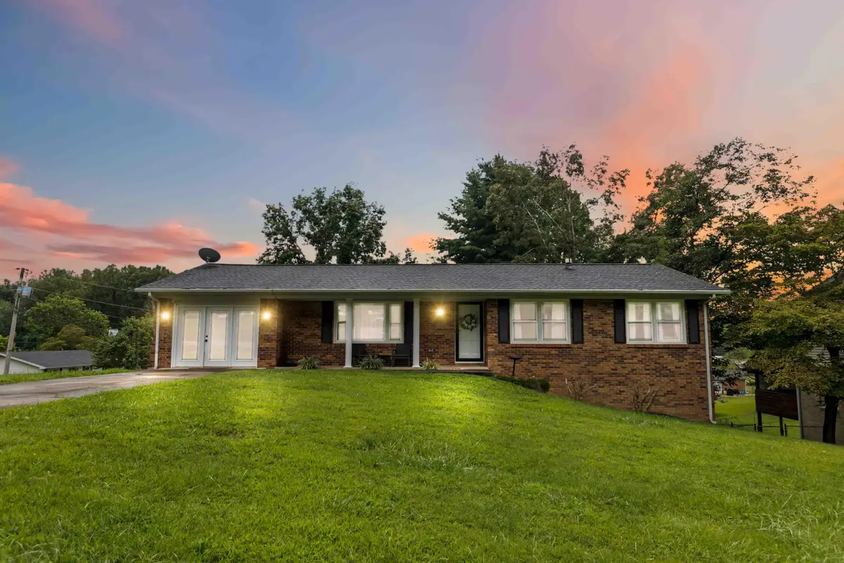 275 Oaklawn Circle, Corbin, KY 40701 - Image #1