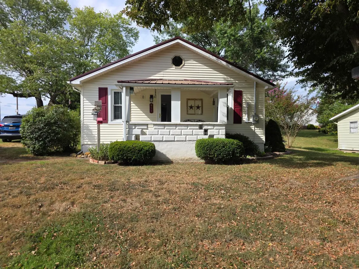 911 Stanford Street, Science Hill, KY 42553 - Image #1