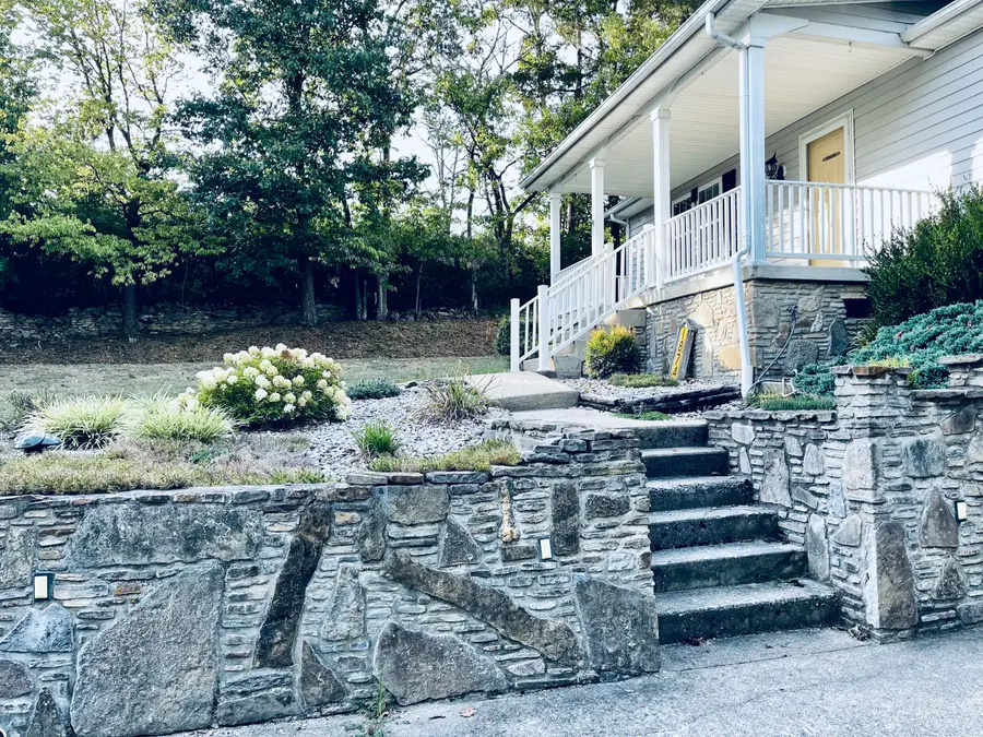 1874 Old Danville Road, Lancaster, KY 40444 - Image #3