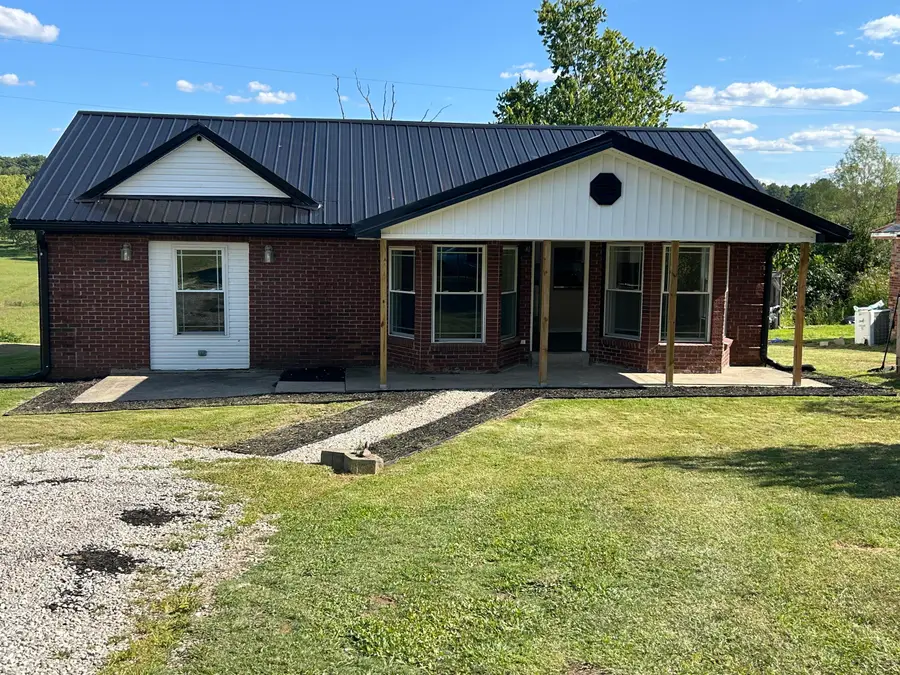 125 Rogers Lane, Irvine, KY 40336 - Image #2