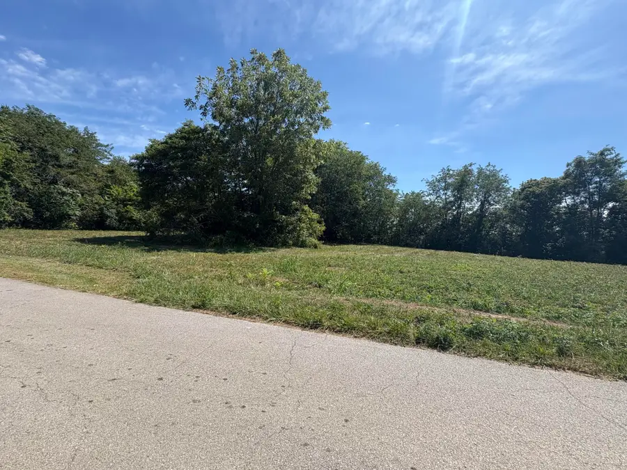 110 Harvey Avenue, Somerset, KY 42501 - Image #2