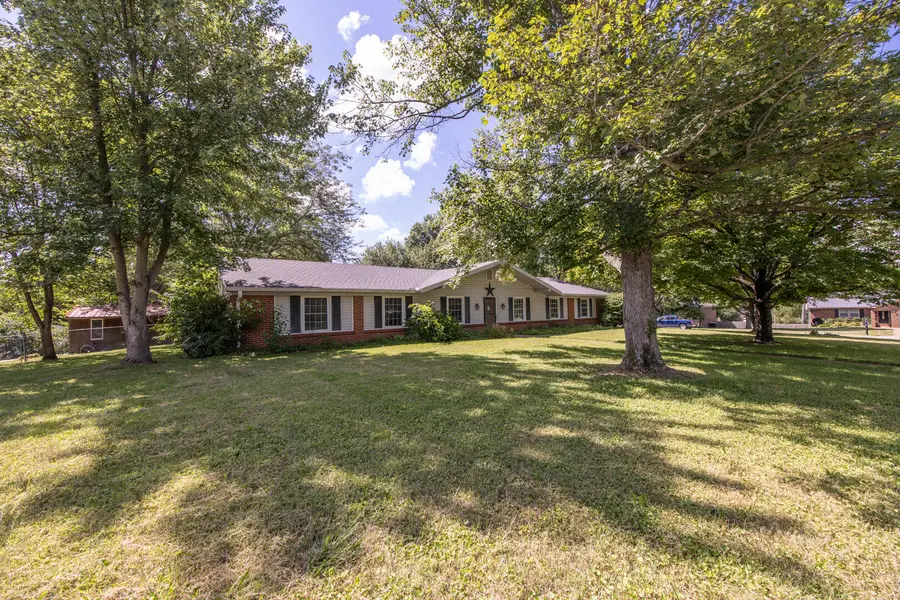 171 Eastland Drive, Paris, KY 40361 - Image #2