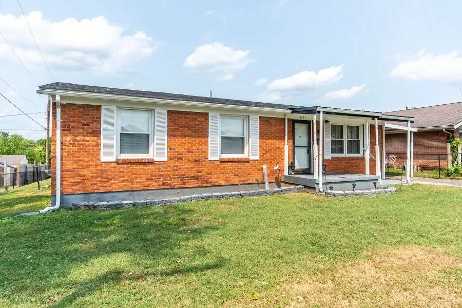 1137 Vine Street, Paris, KY 40361 - Image #2