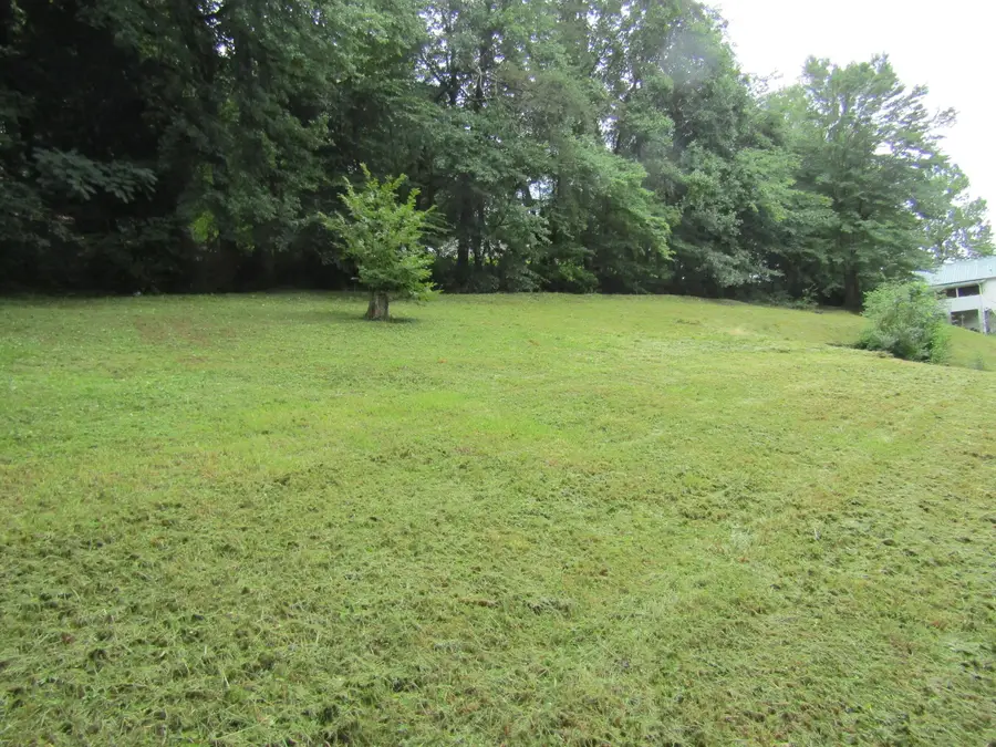 27 Charter Oaks Drive, Gray, KY 40734 - Image #3