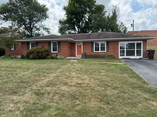 110 Pin Oak Drive, Lancaster, KY 40444