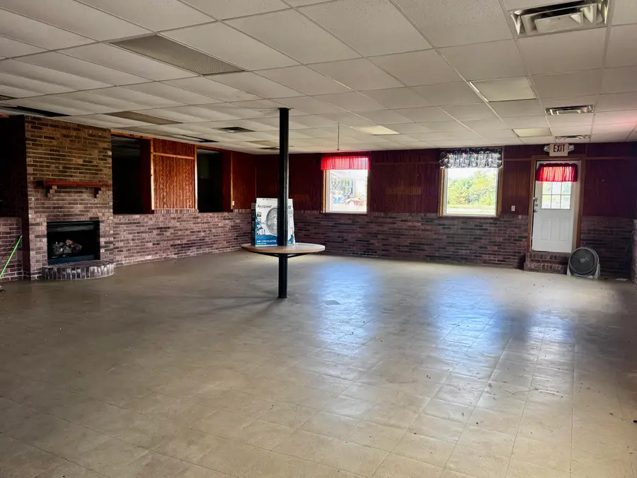 4661 Ky-379, Russell Springs, KY 42642 - Image #3