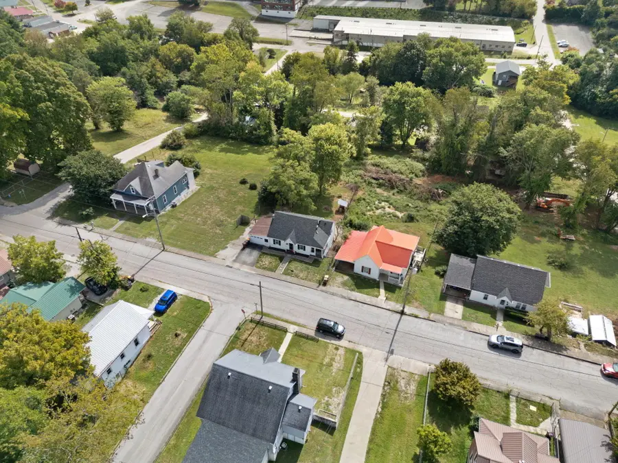 145 Cotter Avenue, Somerset, KY 42501 - Image #2