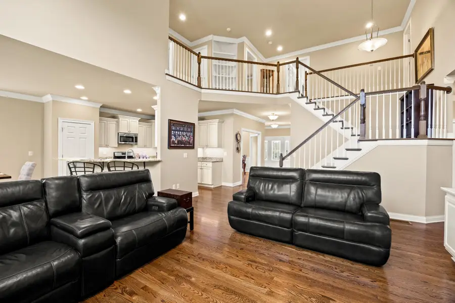 481 Weston Park, Lexington, KY 40515 - Image #2