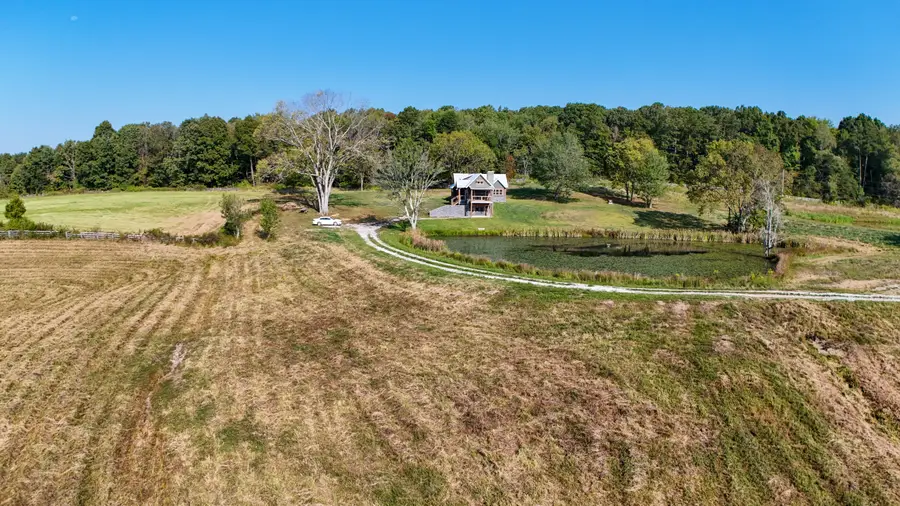 26 Edgewood Drive, East Bernstadt, KY 40729 - Image #2