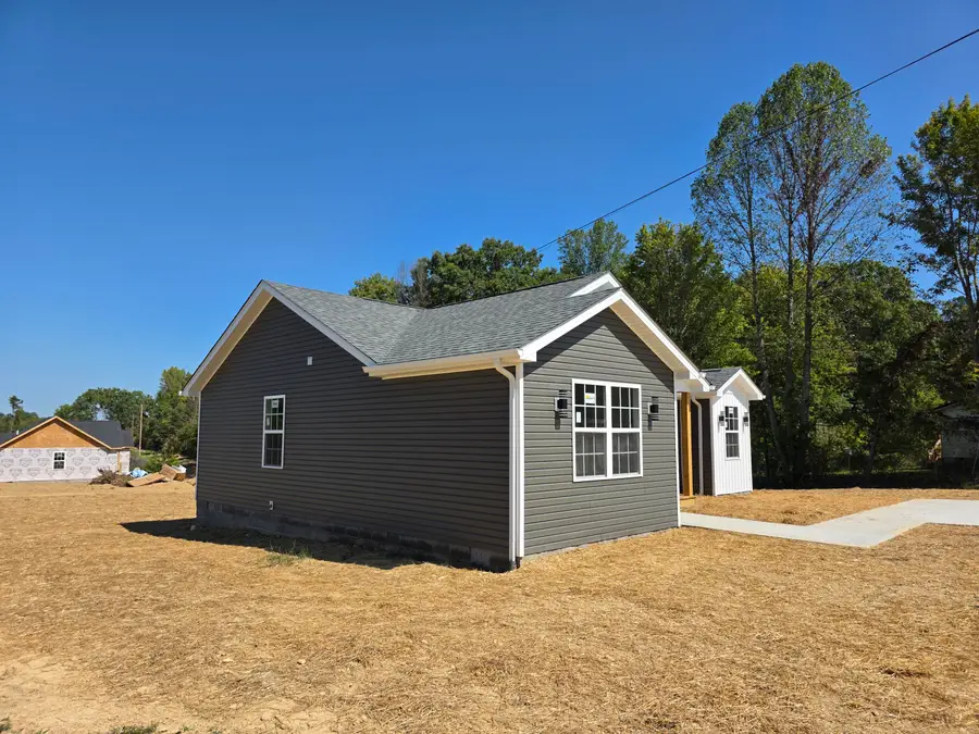 1118 Dean Hundley Road, East Bernstadt, KY 40729 - Image #3