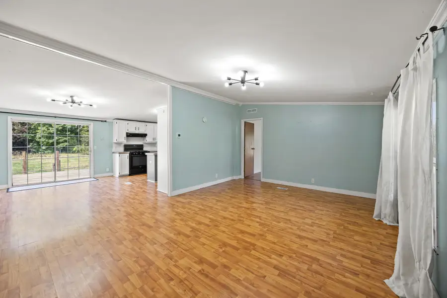 277 C Valley Drive, Berea, KY 40403 - Image #3