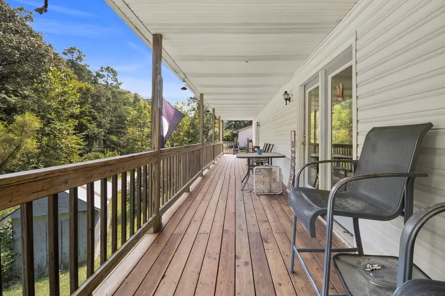 245 N Ponder Branch Road, Manchester, KY 40962 - Image #2