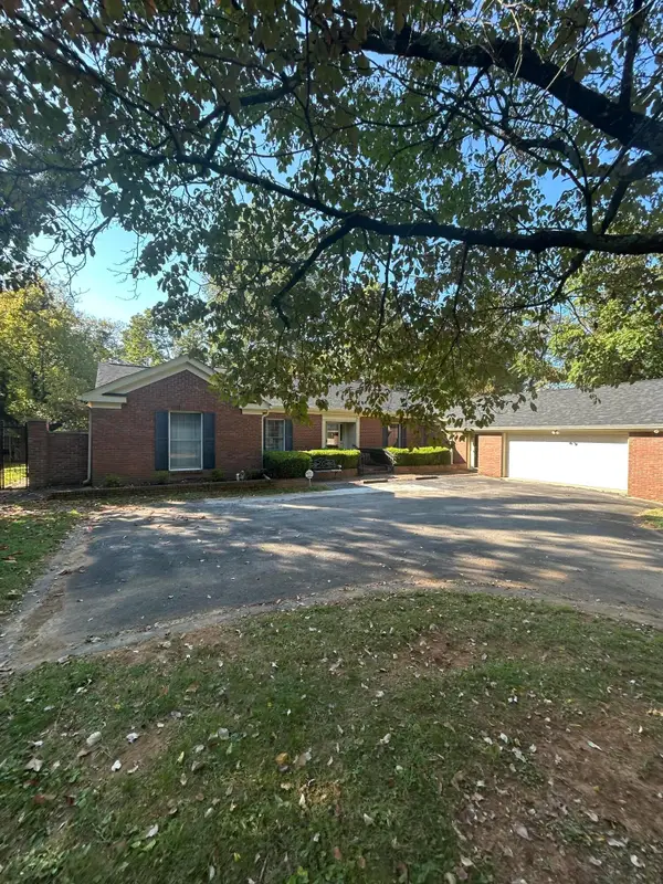 305 W Mt Vernon Street, Somerset, KY 42501