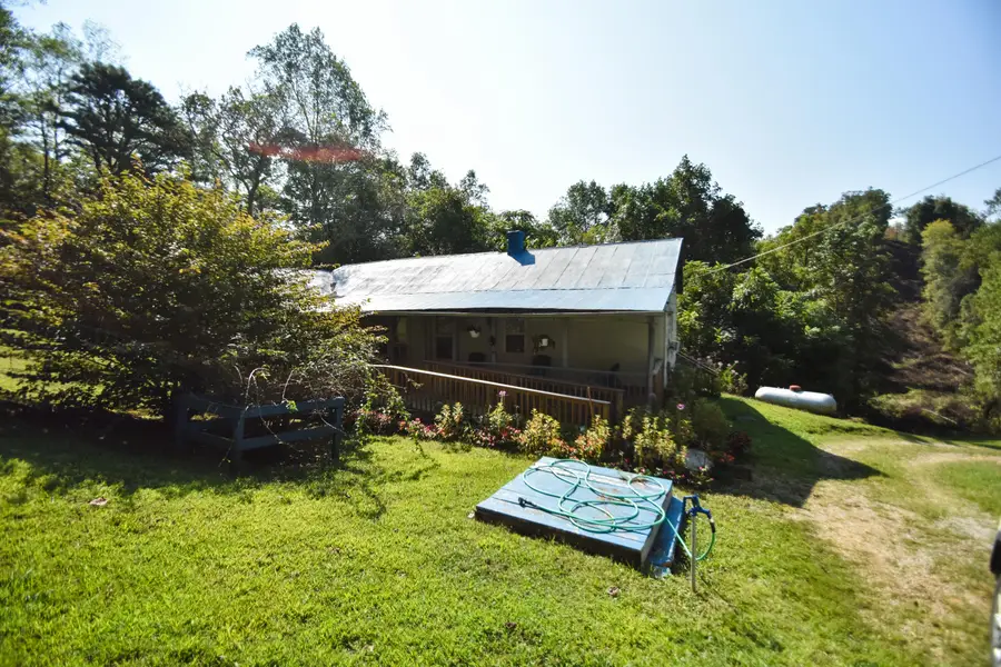 284 Happy Top Road, McKee, KY 40447 - #3