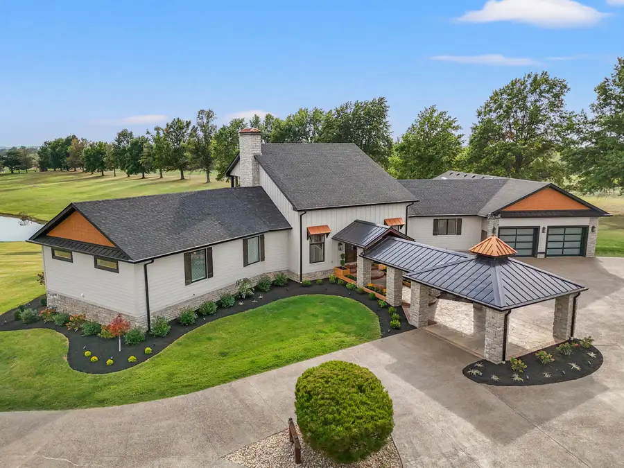 108 Brightleaf Drive, Harrodsburg, KY 40330 - #2