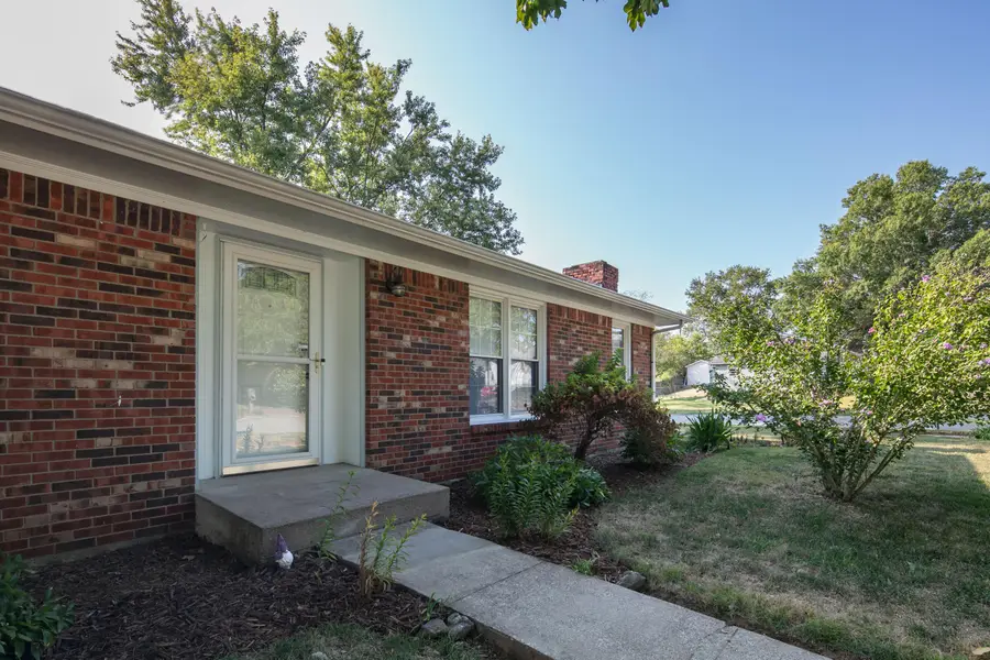 140 Dan Drive, Versailles, KY 40383 - Image #3