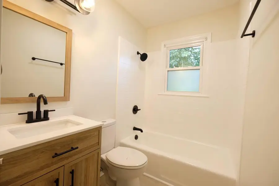 205 Lynn Drive, Lawrenceburg, KY 40342 - Image #3