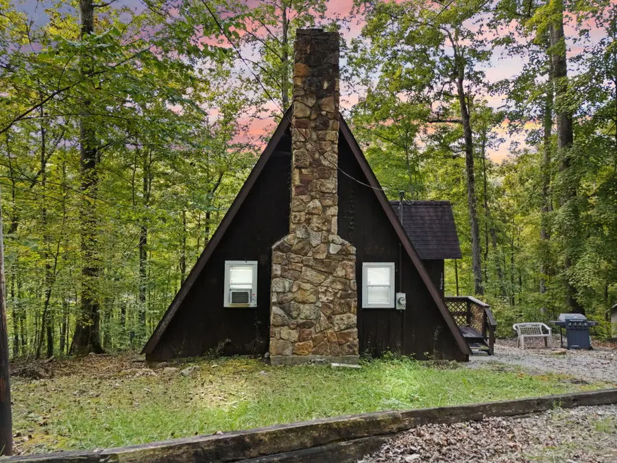 1424 Jasper Lake Drive, Burnside, KY 42519 - #3