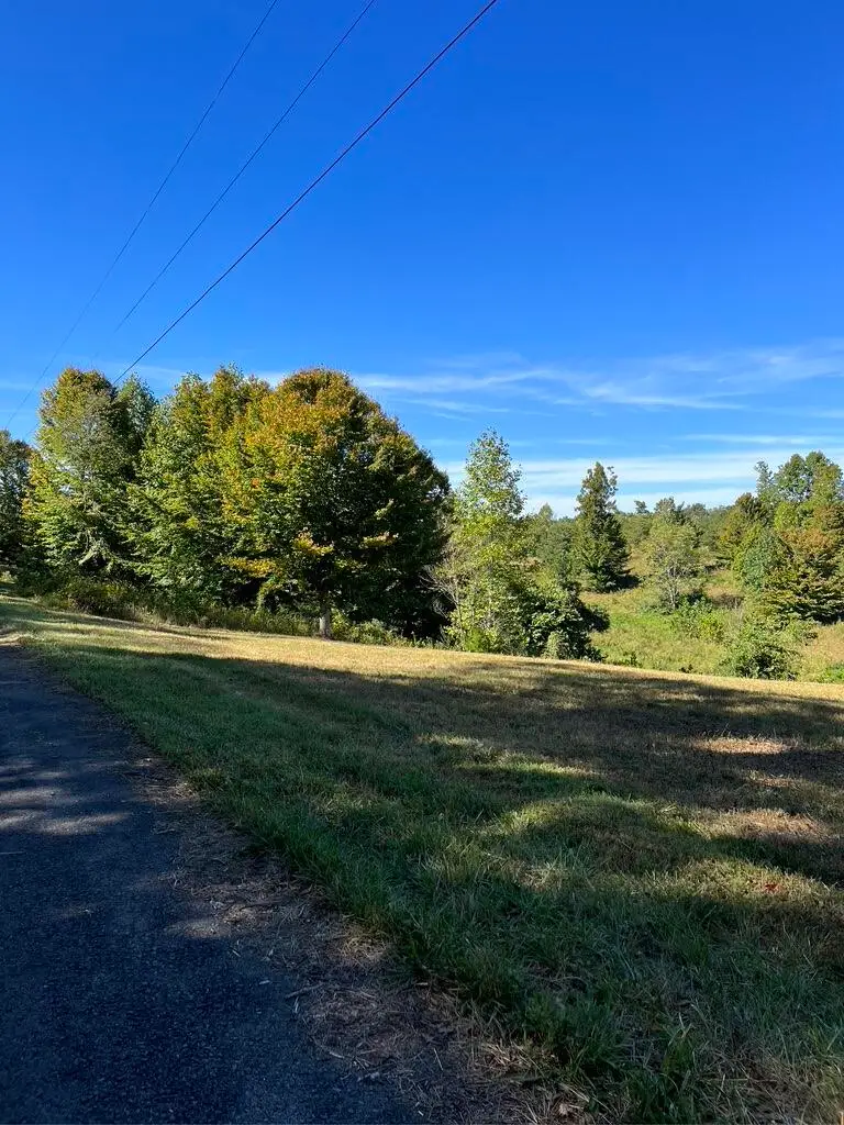 26 Twin Creeks Loop, Jamestown, KY 42629 - Image #1