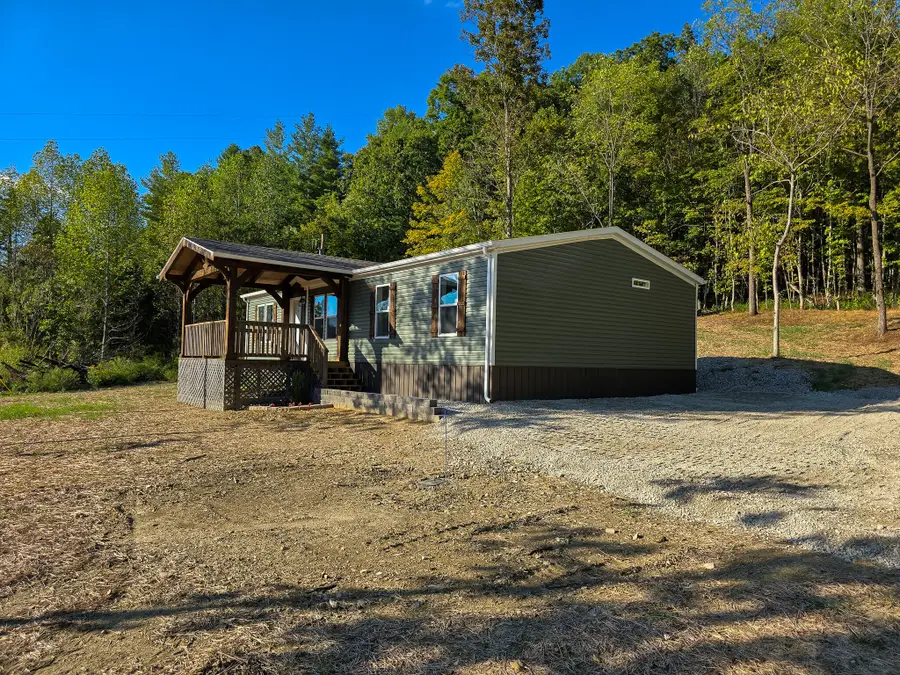 545 Carman Creek Road, Kings Mountain, KY 40442 - Image #3