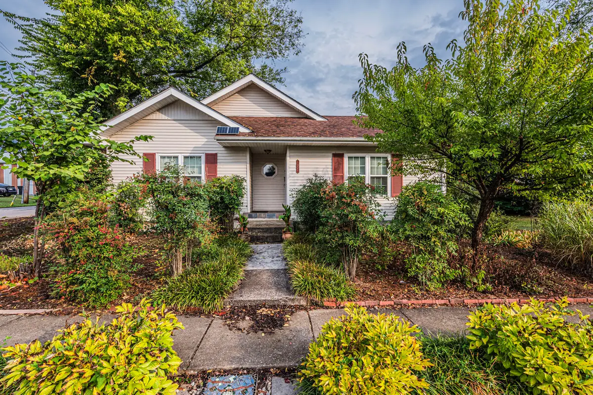 1321 Nutwood Street, Bowling Green, KY 42104 - #1