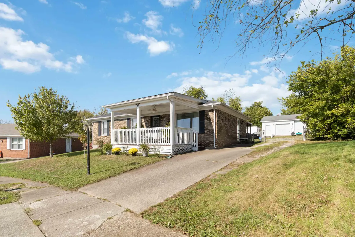 322 Foxwood Drive, Nicholasville, KY 40356 - Image #1