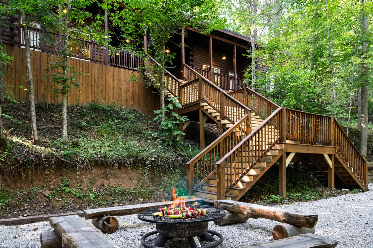 823 Paradise Drive, Rogers, KY 41365 - Image #1