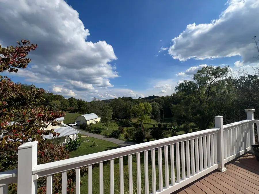 262 Mt. Pleasant Road, Louisa, KY 41230 - Image #2