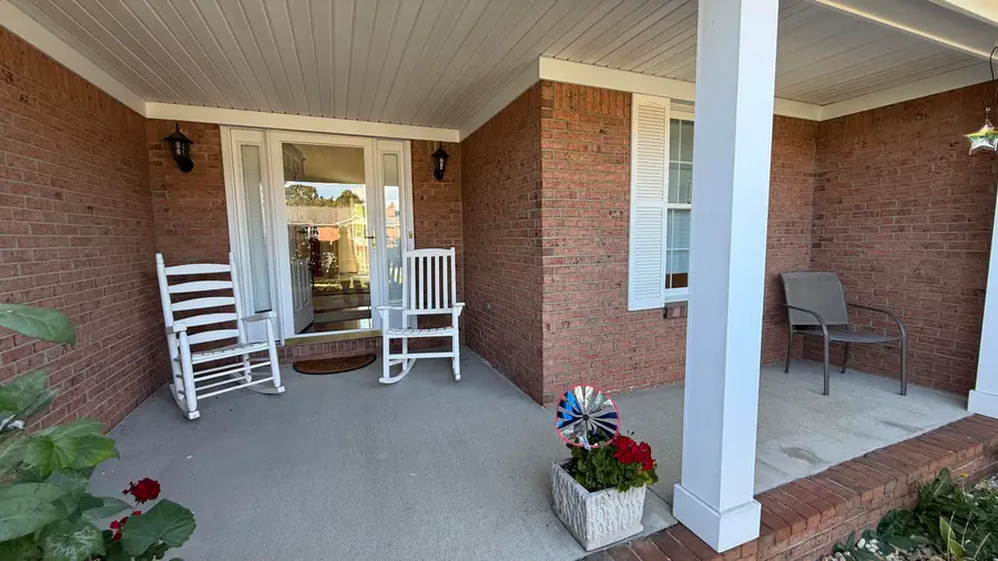 1050 Burnell Drive, Berea, KY 40403 - Image #2