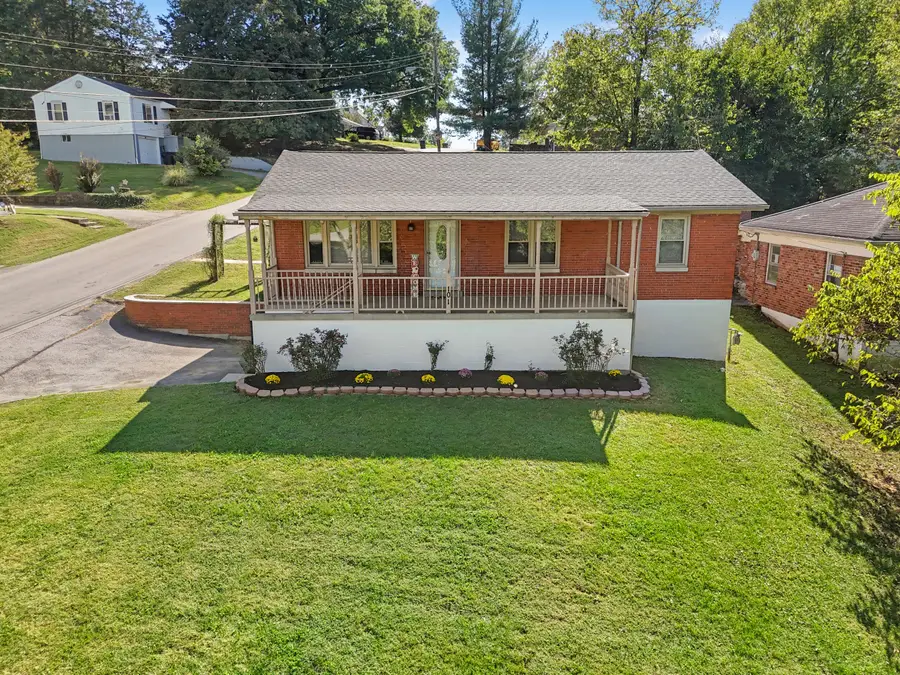 101 Marlowe Court, Frankfort, KY 40601 - Image #2