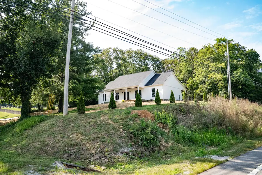 18 St Edwards Road, Cynthiana, KY 41031 - Image #2