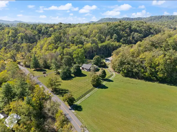 3515 Mitchellsburg Knob Road, Parksville, KY 40464