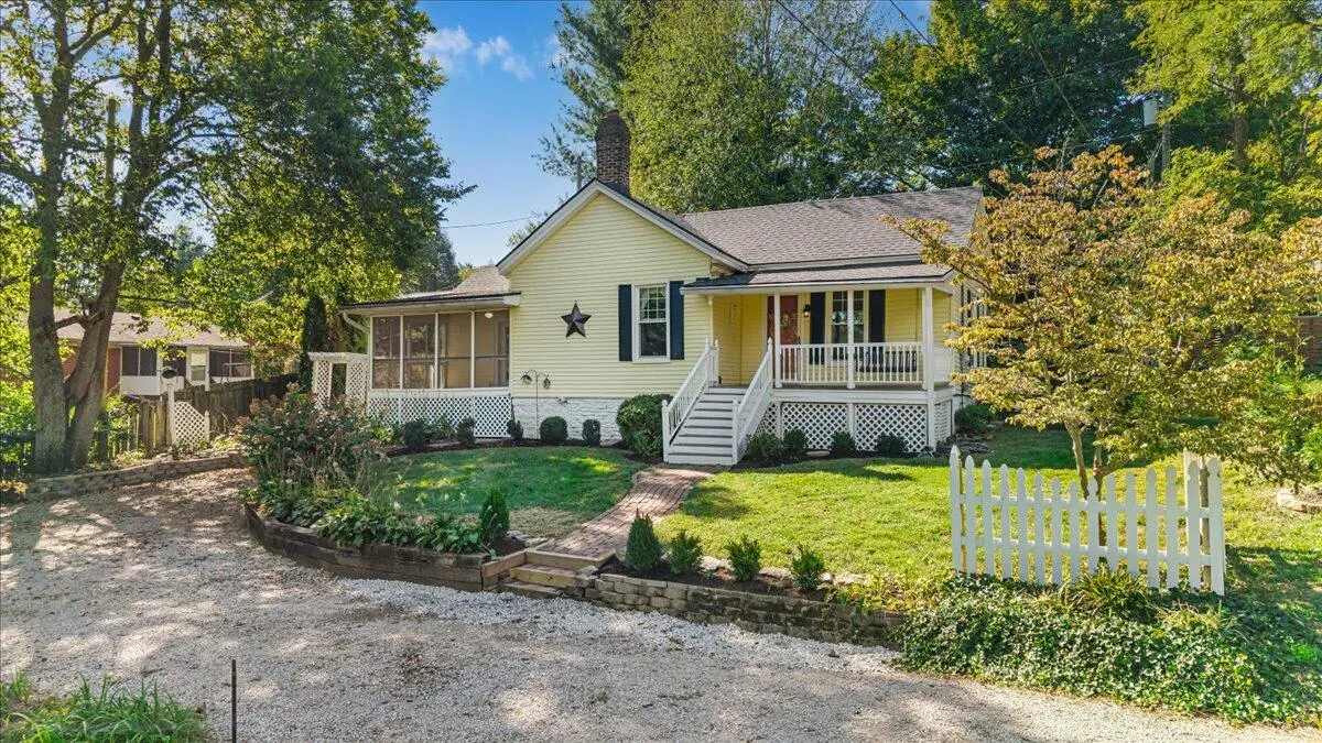 112 Richardson Street, Midway, KY 40347 - Image #1