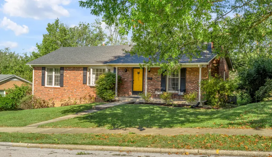 3331 Sutherland Drive, Lexington, KY 40517 - Image #2