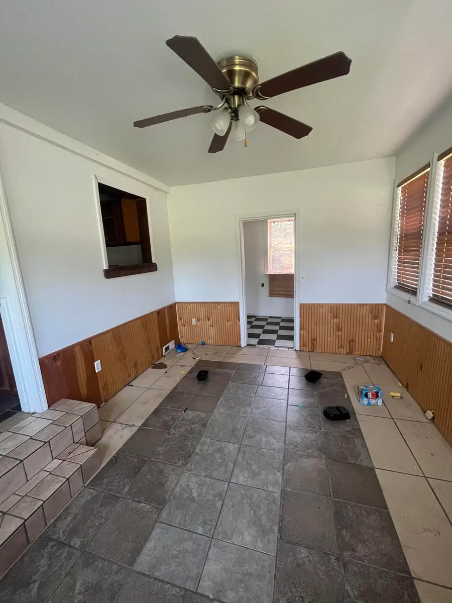 903 Ilchester Avenue, Middlesboro, KY 40965 - Image #3