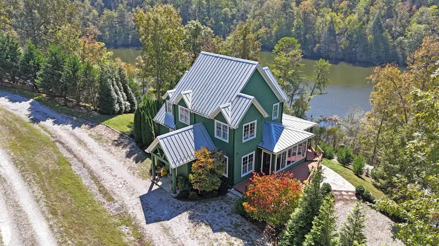 420 Alan Lewis Road, East Bernstadt, KY 40729 - Image #2