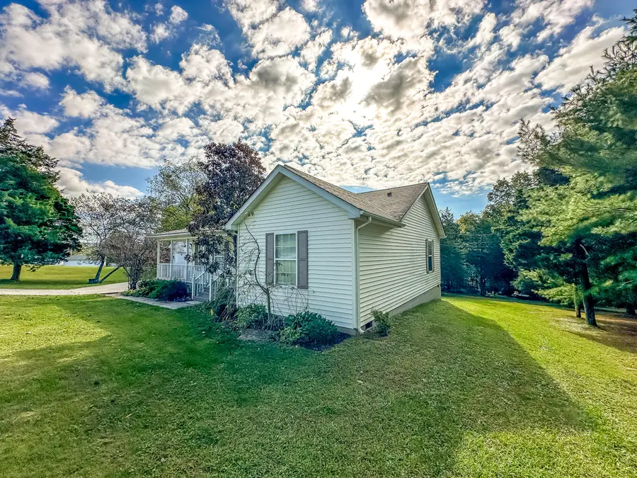 388 Rolling Hills Road, Mount Vernon, KY 40456 - Image #3