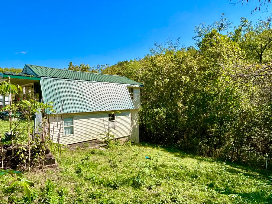 93 E Antioch Avenue, Burnside, KY 42519 - Image #3