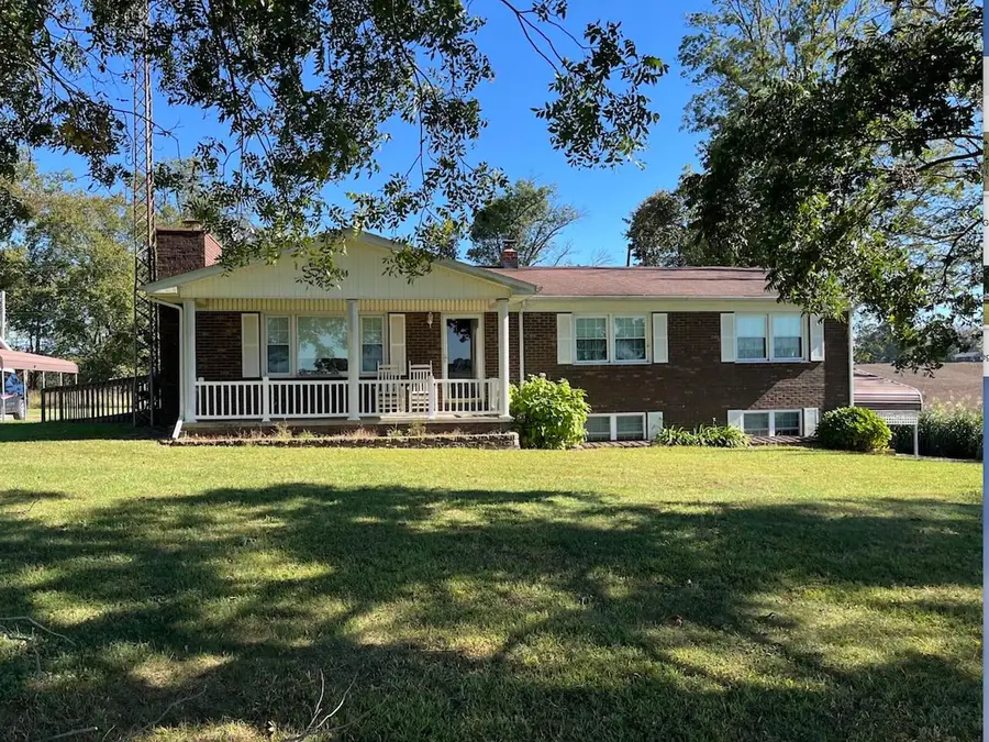 243 Akers Lane, Russell Springs, KY 42642 - Image #2