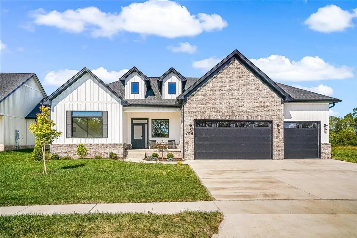 749 Azalea Lane, Versailles, KY 40383 - Image #1