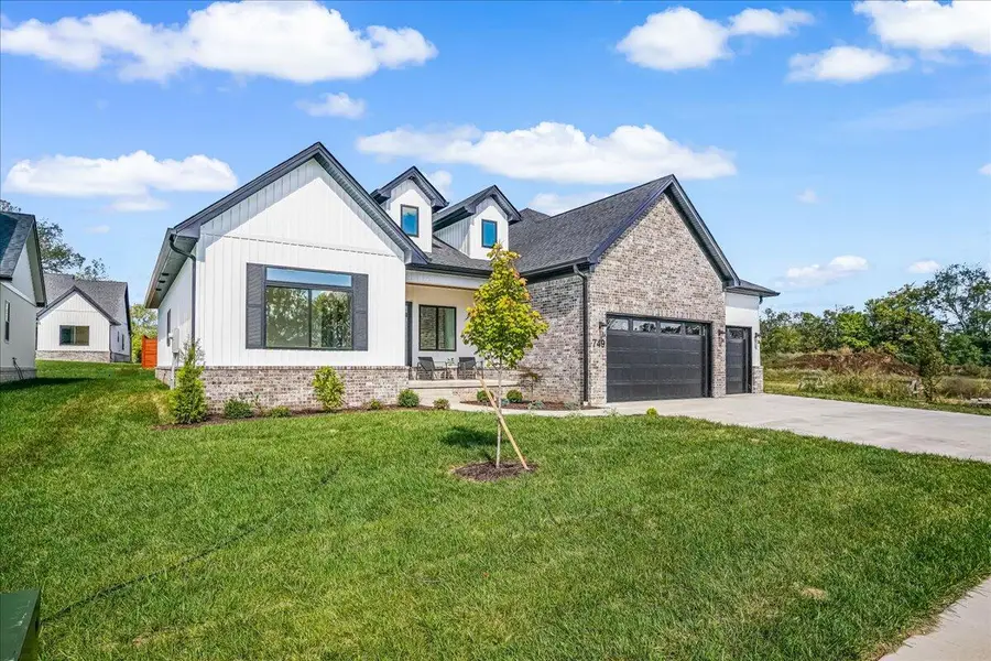 749 Azalea Lane, Versailles, KY 40383 - Image #2