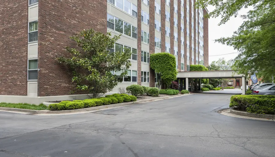 101 S Hanover Avenue #8F, Lexington, KY 40502 - Image #3