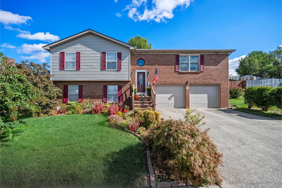 918 Medley Drive, Richmond, KY 40475 - Image #1