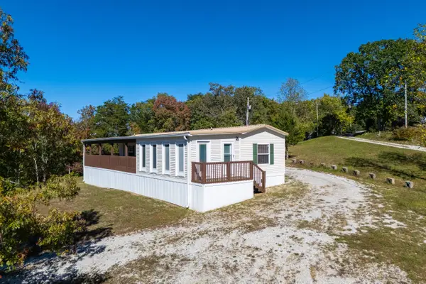 319 Log Cabin Road, Berea, KY 40403