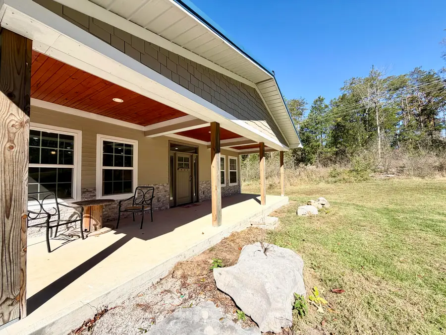 375 Hardwick Road, Bronston, KY 42518 - Image #2