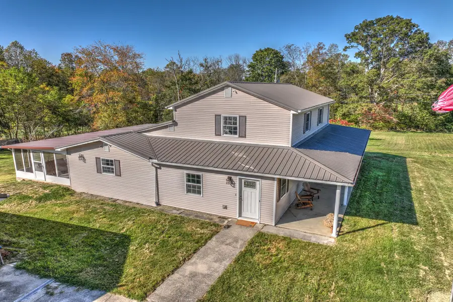 690 Floyd Switch Estesburg Road, Eubank, KY 42567 - Image #3